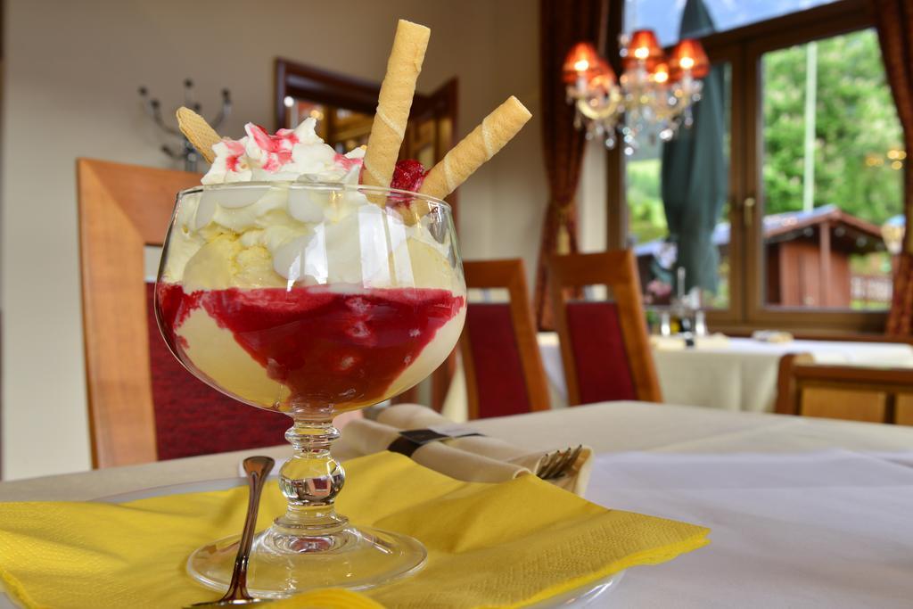 Hotel Beretta Ахенкирх Екстериор снимка